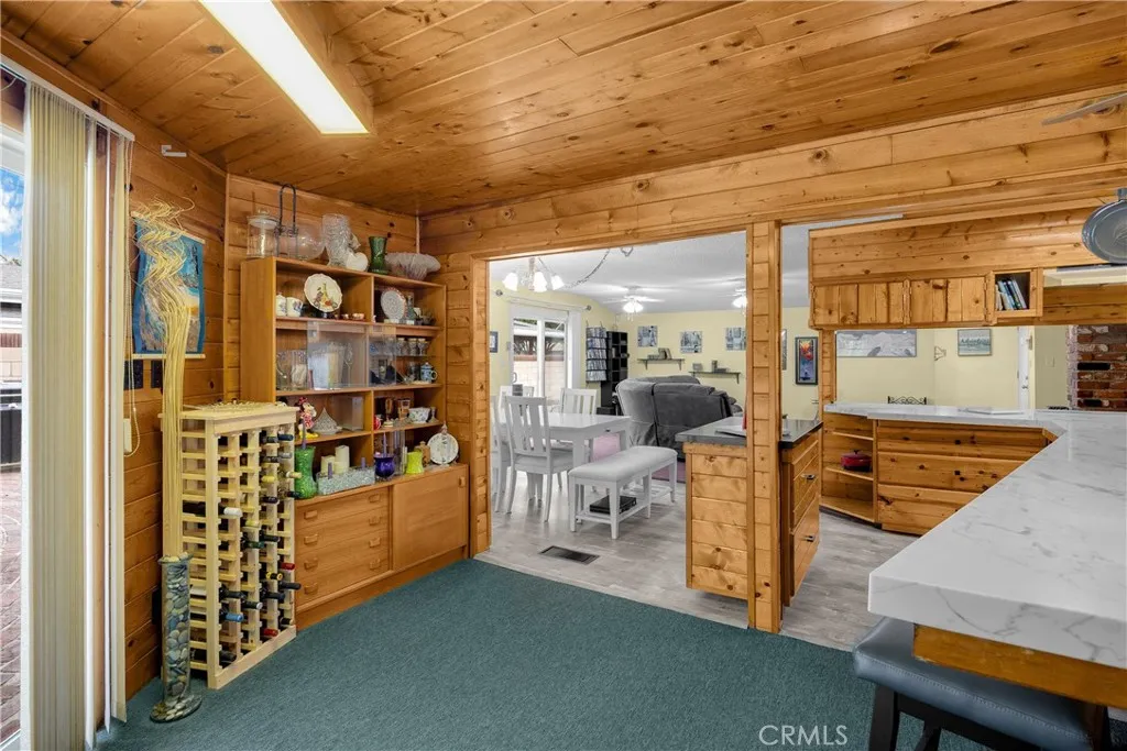 1005 E Woodland Lane, Glendora, California 91741 home-pic-20